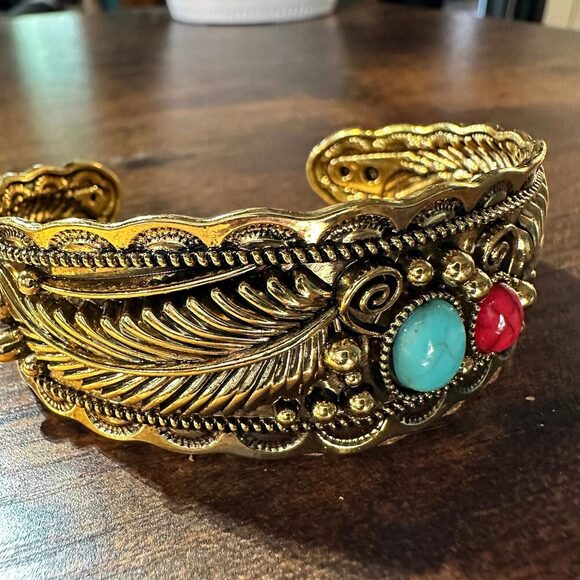Handcrafted Boho Native American Bracelet, Gold Plated Turquoise and Coral Ston - Picture 3 of 6